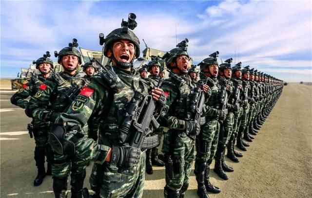 士官和志愿兵有啥区别想转的话，需要什么条件