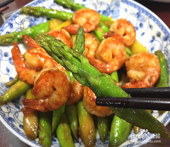 芦笋炒虾仁怎么做？