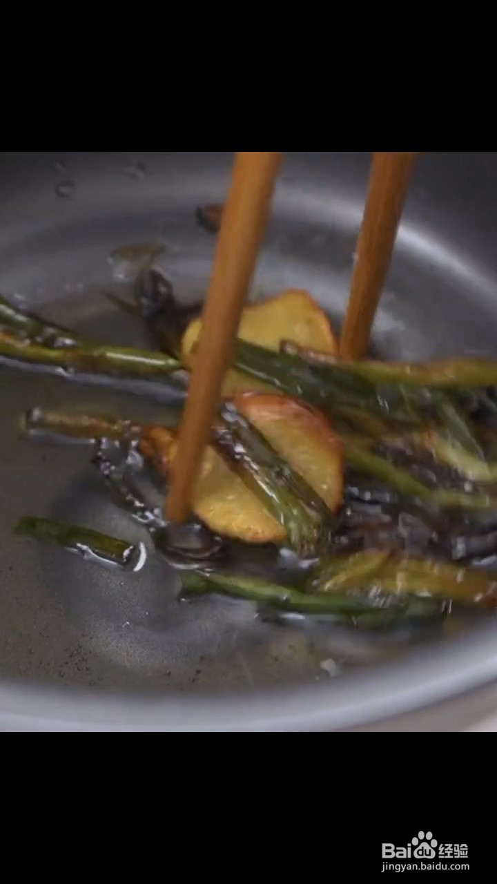 怎么做葱油焖鸡