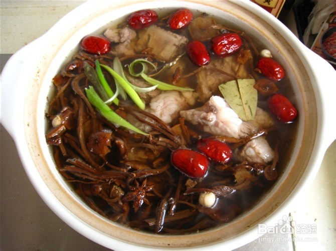 茶树菇排骨煲【绝对原创】