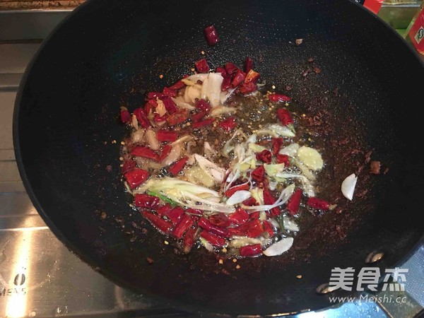 辣子鸡块的做法