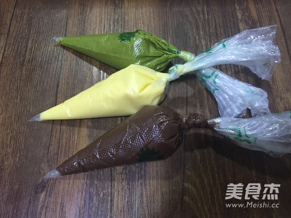 三色玛德琳蛋糕