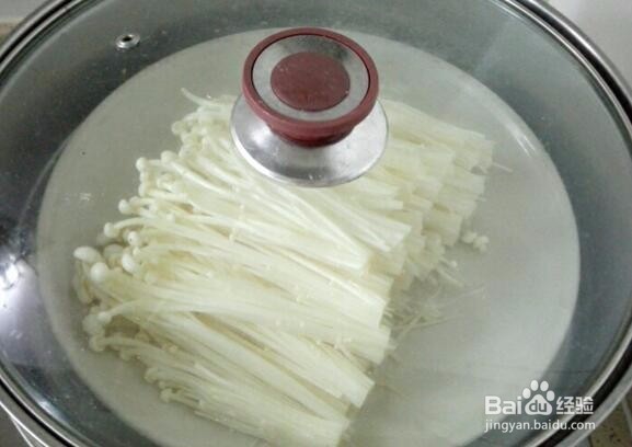 简单易学的蒜蓉米椒蒸金针菇的家常做法