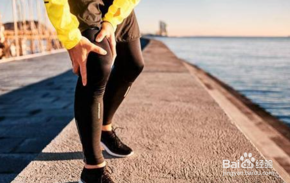 跑步时膝盖疼痛有哪三类原因导致？