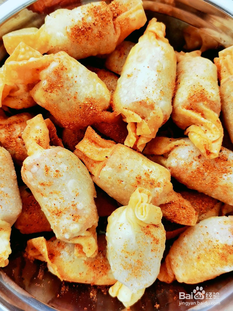 香肠馄饨皮卷的做法