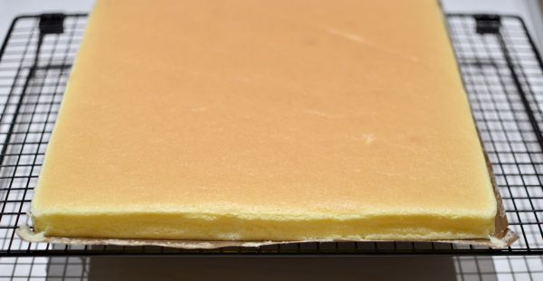 原味戚风蛋糕卷