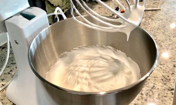 柠檬奶油卡仕达蛋白酥杯