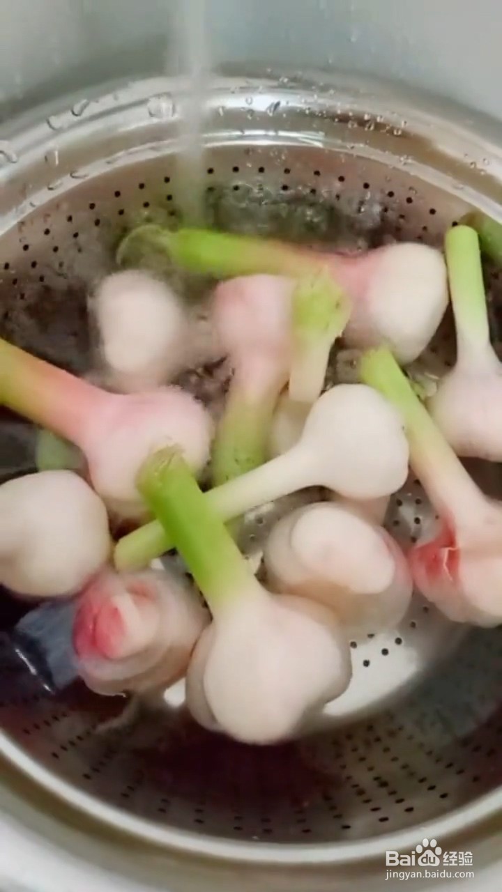 如何腌制美味好吃的咸蒜