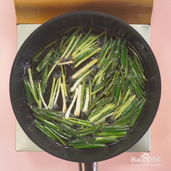 美味又消暑的葱油拌面怎么做到好吃