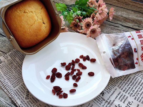 蔓越梅重磅蛋糕