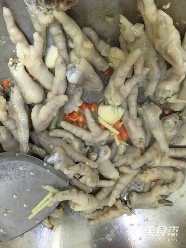 红烧凤爪的做法