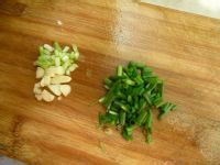 青椒肉片炒脆藕的做法