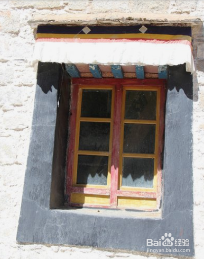 鸟啄窗户玻璃怎么赶走