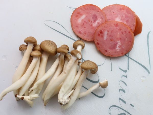 番茄酸汤乌冬面