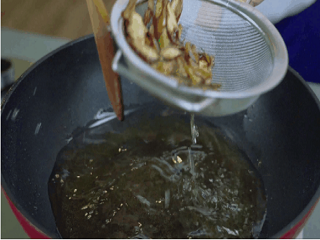 豌豆杂酱面怎么做