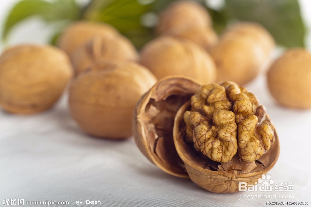 核桃千万不能这样吃,小心伤身