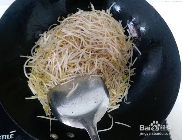 爆炒酸辣绿豆芽