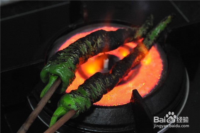 烧辣椒擂茄子的做法