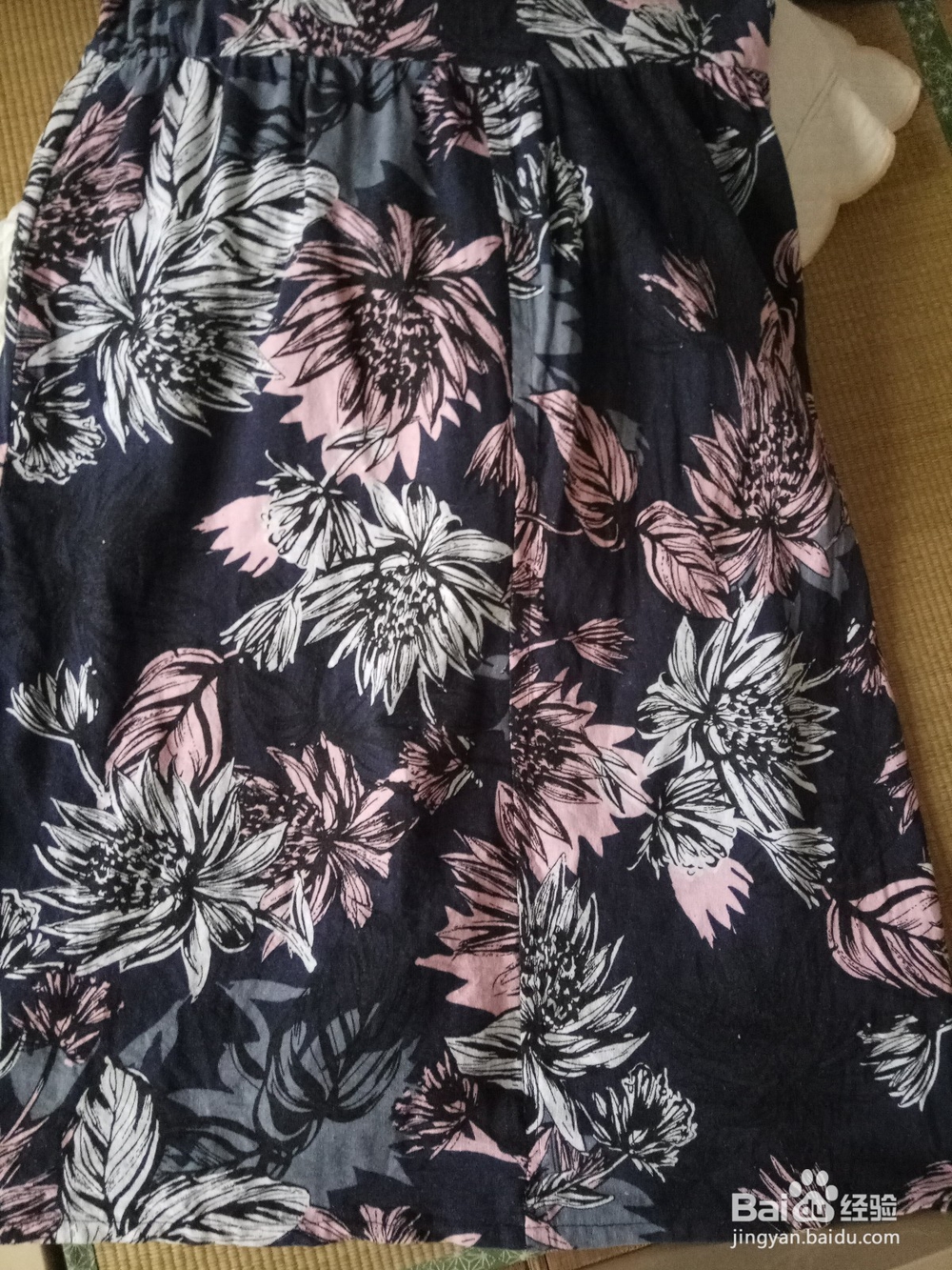 如何通过ps，知道面料做成衣服后的效果图