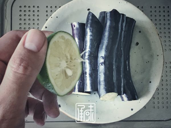 青柠薄荷手撕蒜茄子