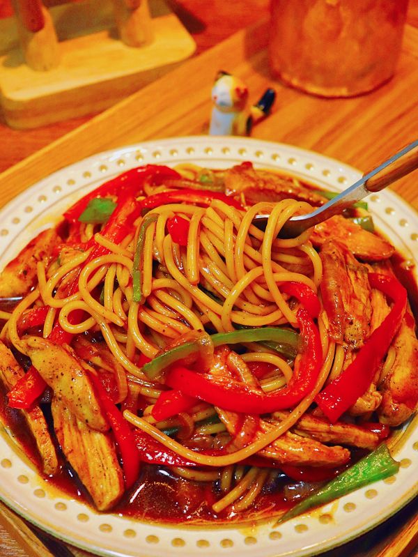 减脂黑椒鸡胸肉意面