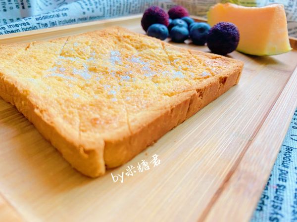 酥脆炼乳烤吐司