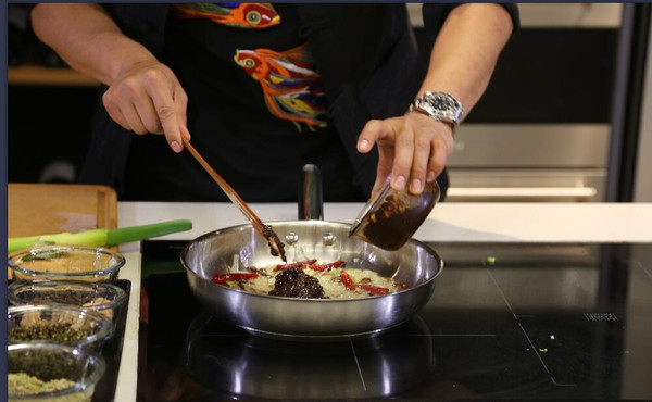 海鲜干锅北极虾