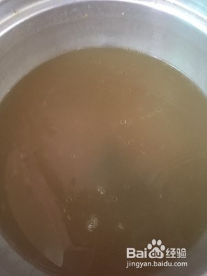 食补佳品鲜甜排骨苦瓜汤的做法