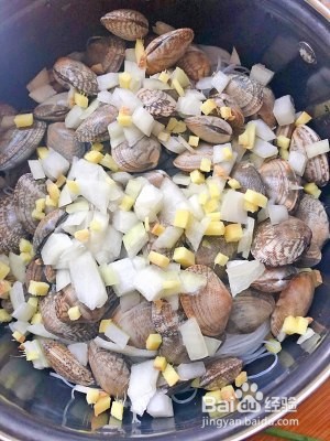 家常美味花蛤粉丝煲