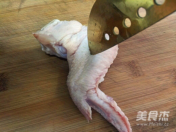 麻辣鸡翅的做法