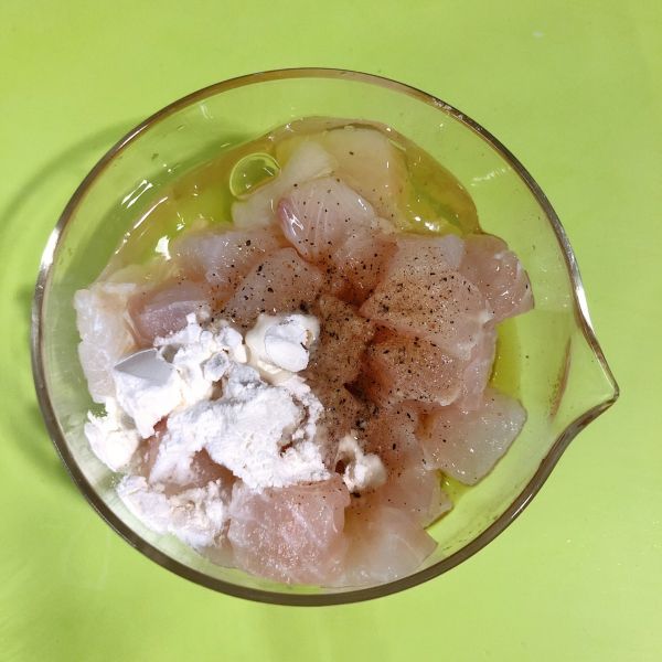 茄汁巴沙鱼拌面