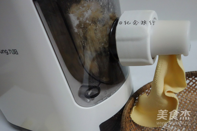 双色玫瑰花饺子