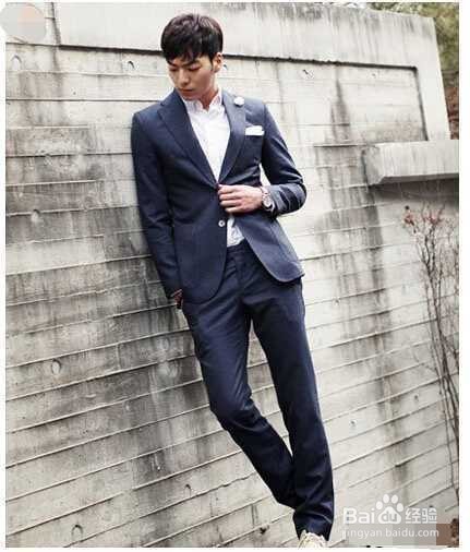 体型较瘦的男人穿西服需要注意什么？