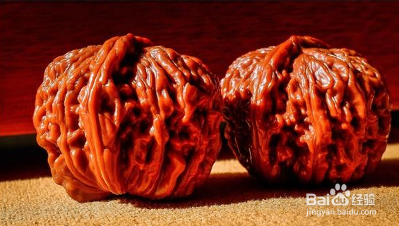 微拍堂教你文玩核桃怎么盘