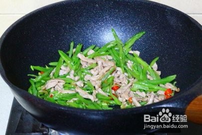 扁豆炒肉丝家常做法与窍门