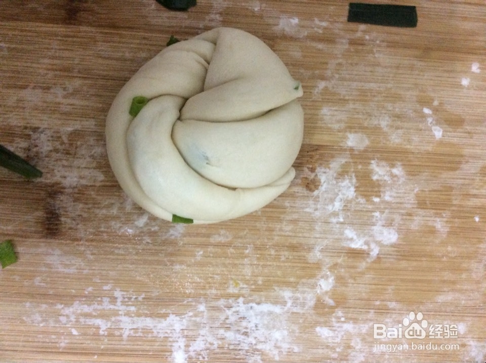 手工葱油花卷制作 拧麻花法