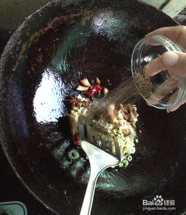 麻辣蛤子的做法