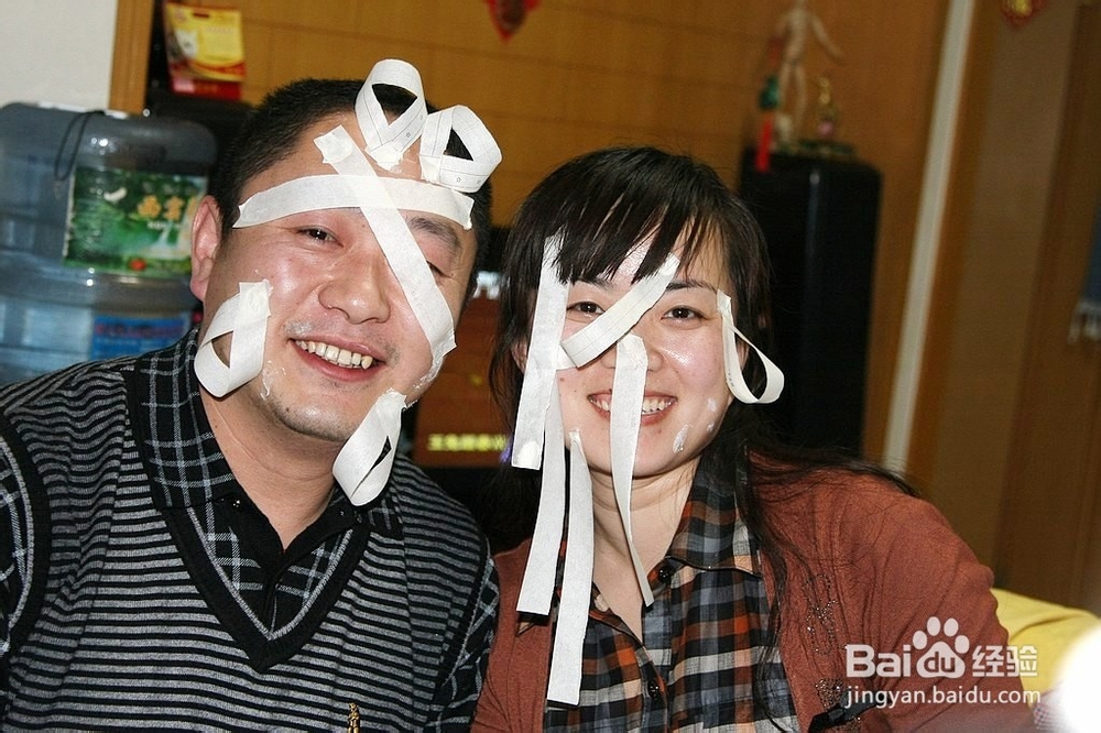 扑克关门挤玩法基本规则。