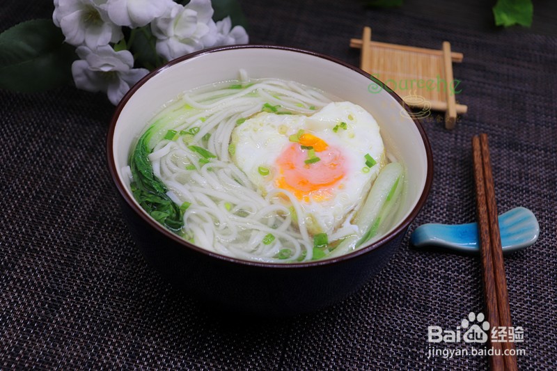 早餐爱心鸡蛋面的做法，鸡蛋面这么做才好吃