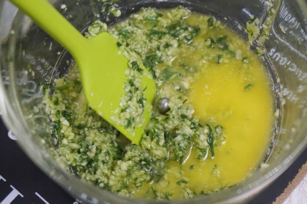 葱香蒜泥吐司条