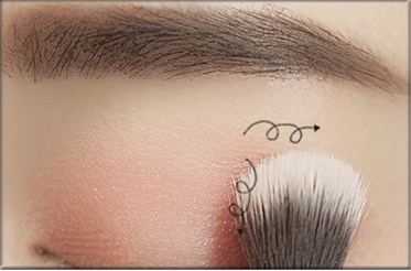 树莓妆容的化妆技巧