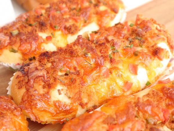 芝心火腿肉松面包