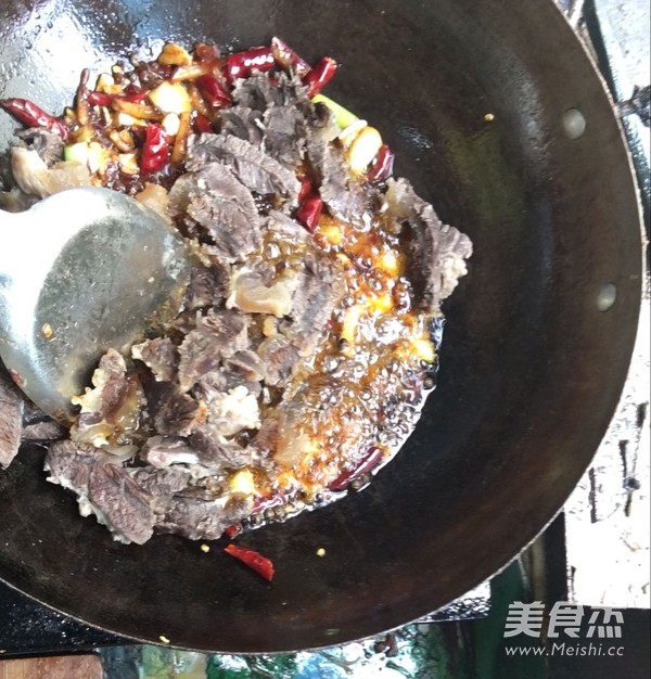 水煮牛肉的做法