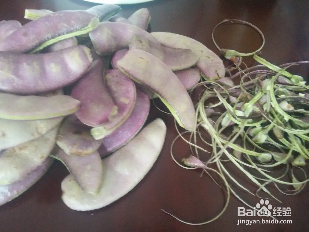 <b>五花肉烧扁豆的家常做法</b>
