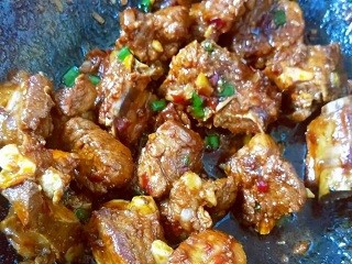 家常版炖排骨怎么做？