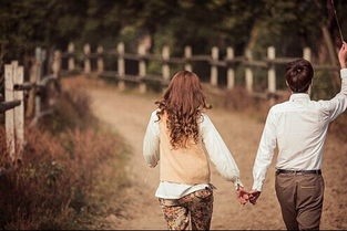 情侣间分手后该如何做回自己,如何很好地生活。