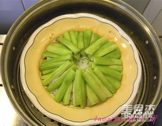 金蒜粉丝蒸丝瓜