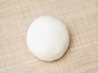 萝卜芝麻包怎么做？