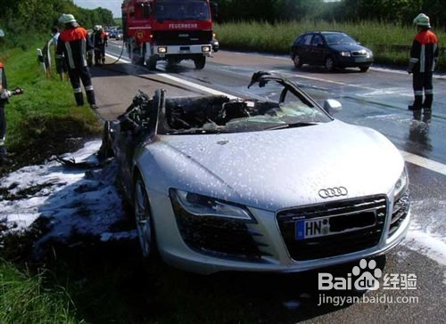 三伏天防汽车自燃4点建议