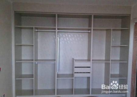 卧室别再买衣柜了，聪明人都这样设计，好看又省空间
